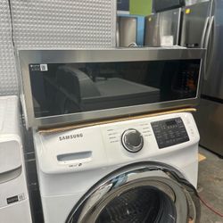 Samsung - 1.1 cu. ft. Smart SLIM Over-the-Range Microwave- Stainless Steel