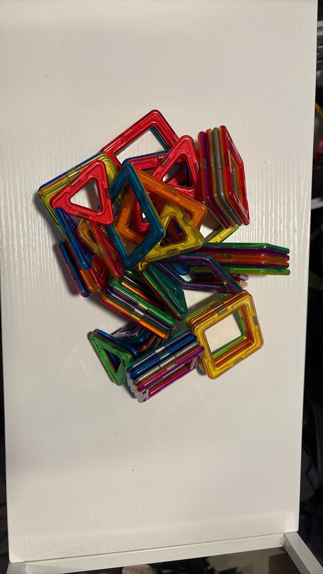 Magnetic Building Tiles