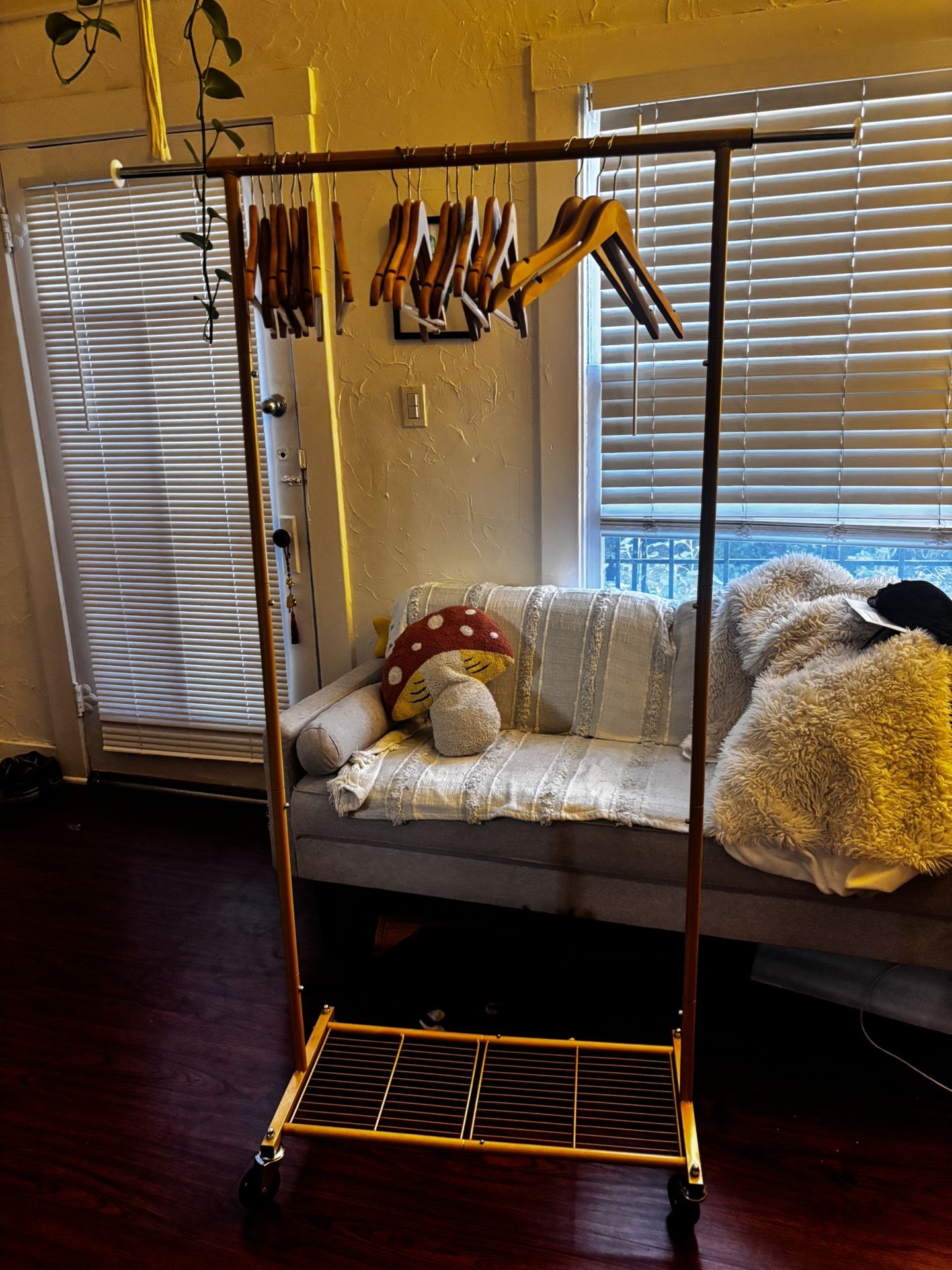 Extendable Gold Clothing Rack W/ Holden Hangers Included