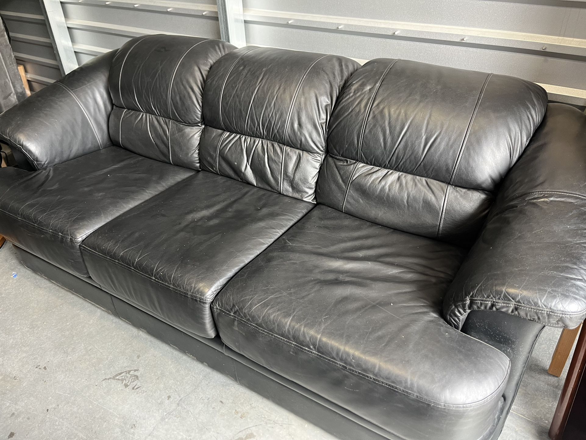 La-z-boy Black Leather Couch