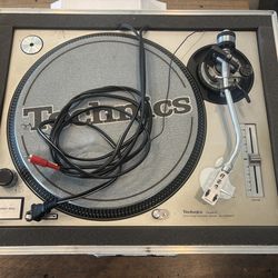 Techniques 1200 turntable