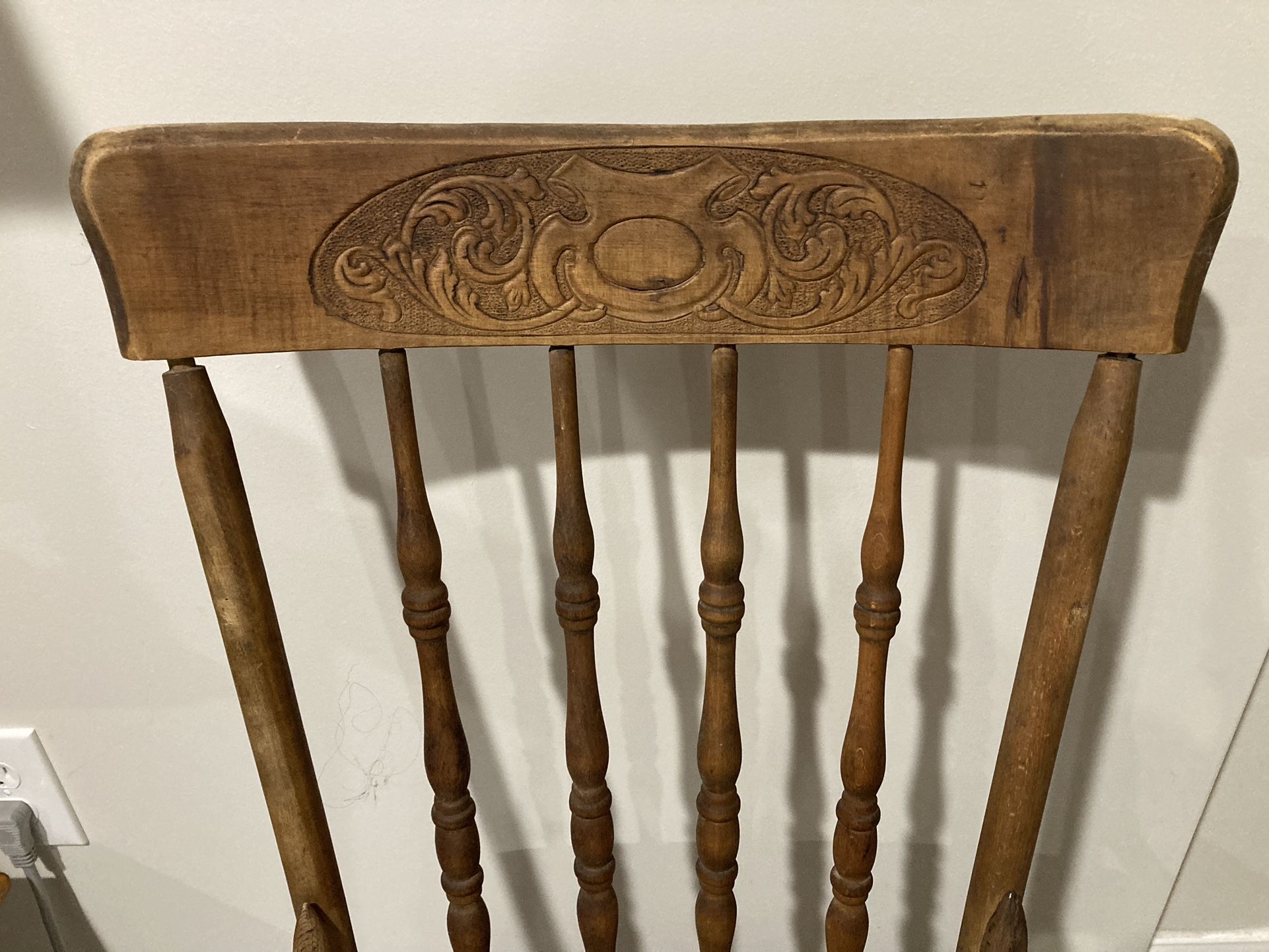 This Fine Antique chair is made from Oak & Maple. Very often this was done to use valuable wood and waste nothing