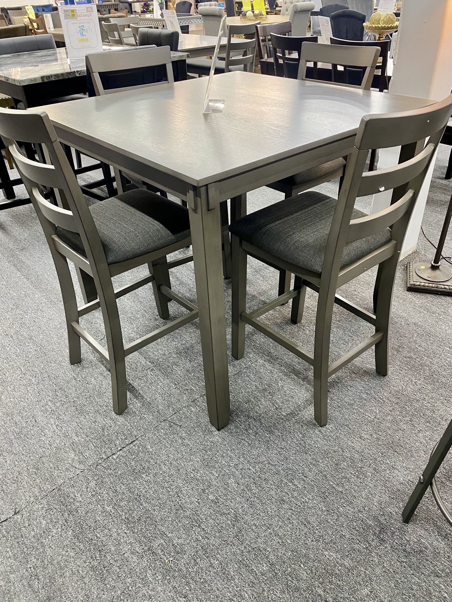 5pc Dinning Table $599
