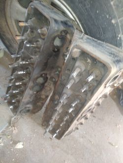 Chevy 194cc bare heads. Come with valves