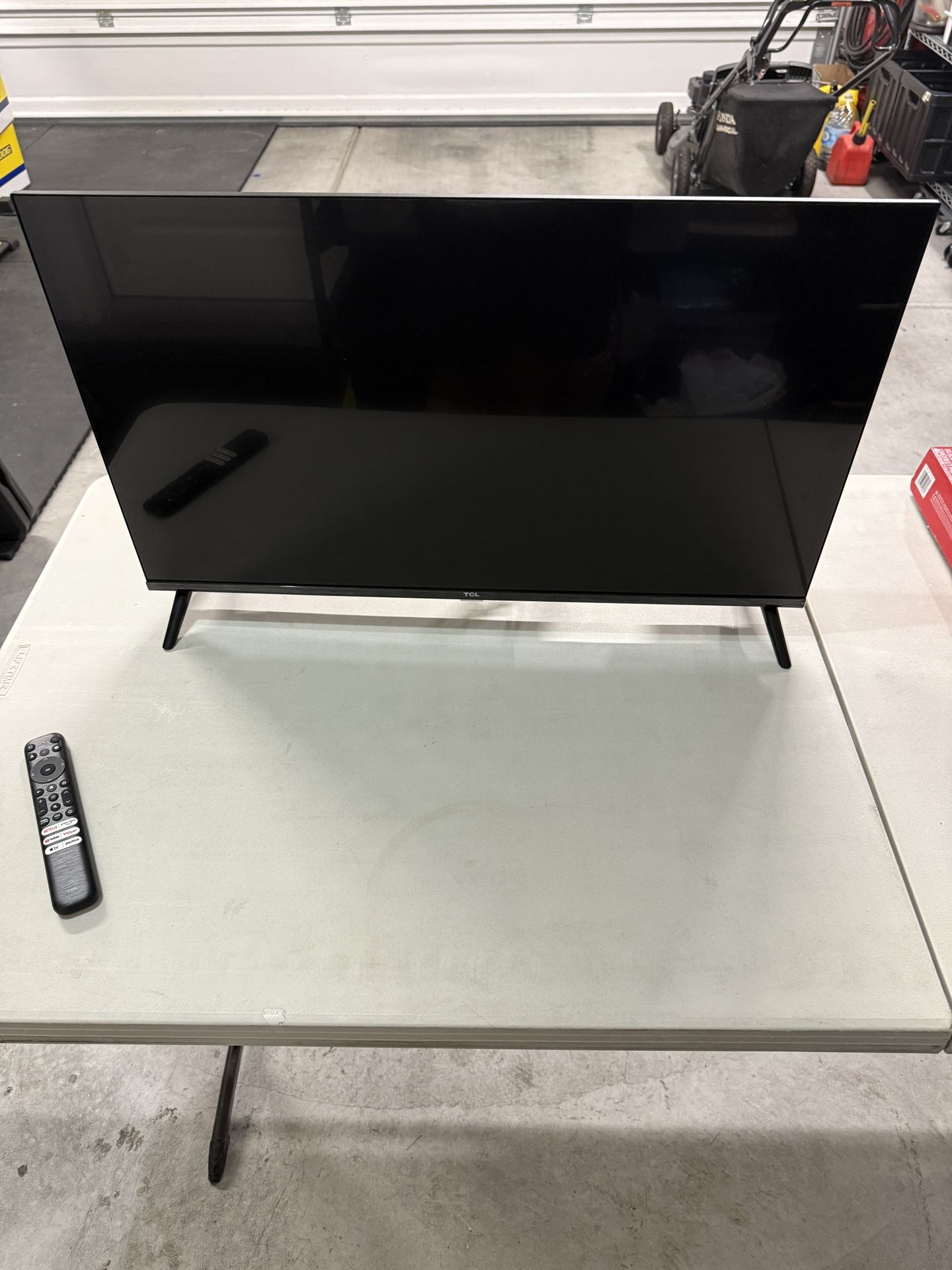 TCL 32” Smart Google TV (Model 32S250G)
