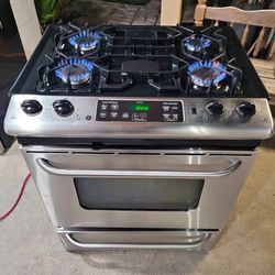 GE Gas Stove 