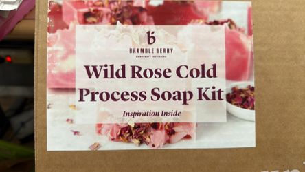 🌹 NEW Bramble Berry Wild Rose Cold Process Soap Kit – Complete DIY Soap Making Kit