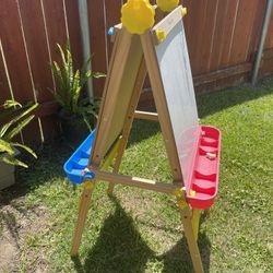 Melissa & Doug Wooden Art Easel