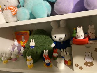 Miffy blindbox lot with plushies