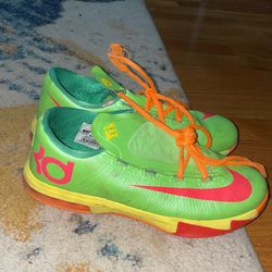 KD’s Size 5.5 youth 