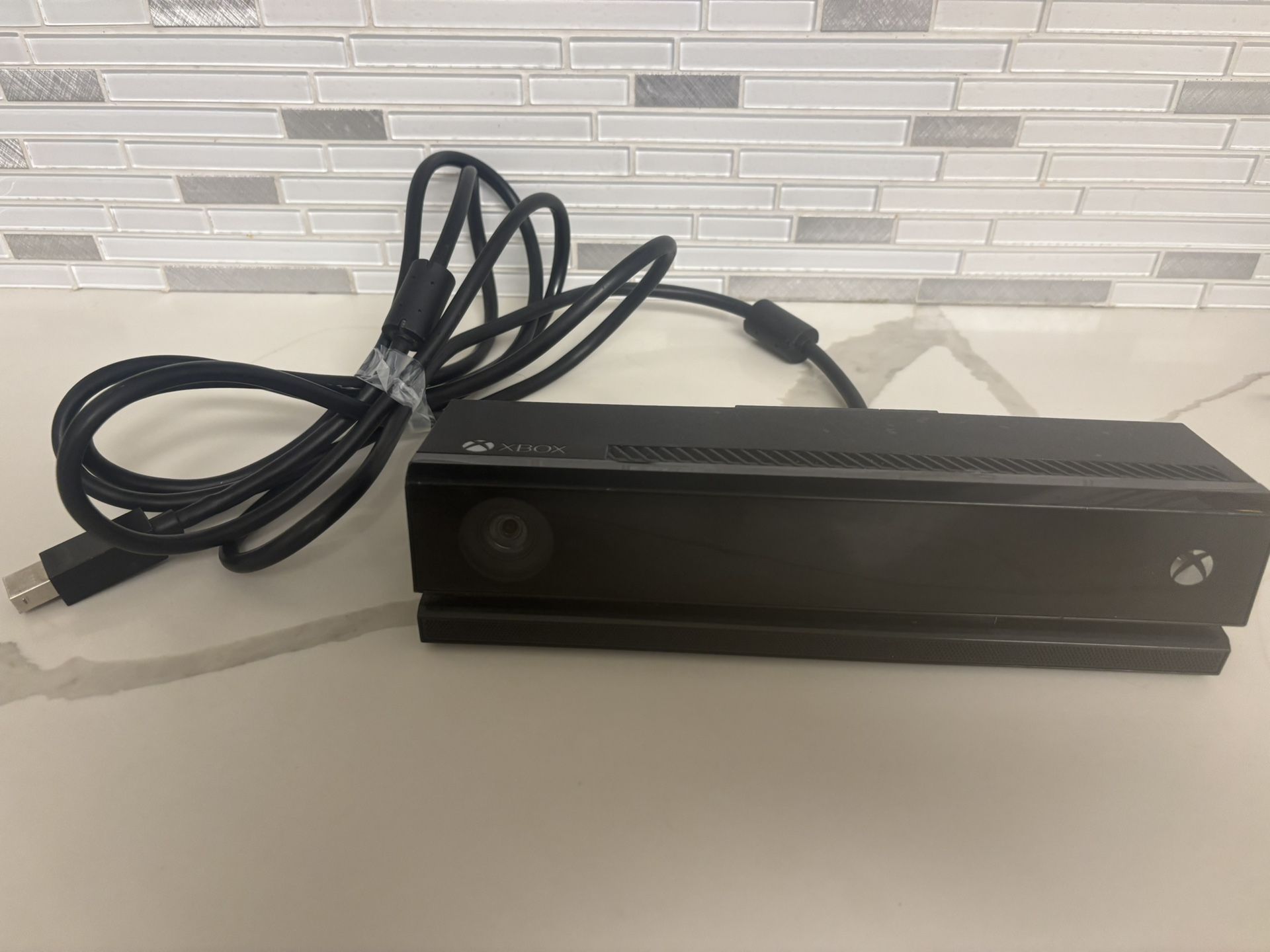 XBOX ONE KINECT Camera And Voice Controls