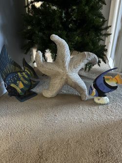 Fish And Star Fish Decor