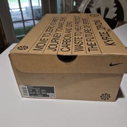 Nike Kyrie 8 Size 13 Eagle Glacier Blue Yellow Rare 
