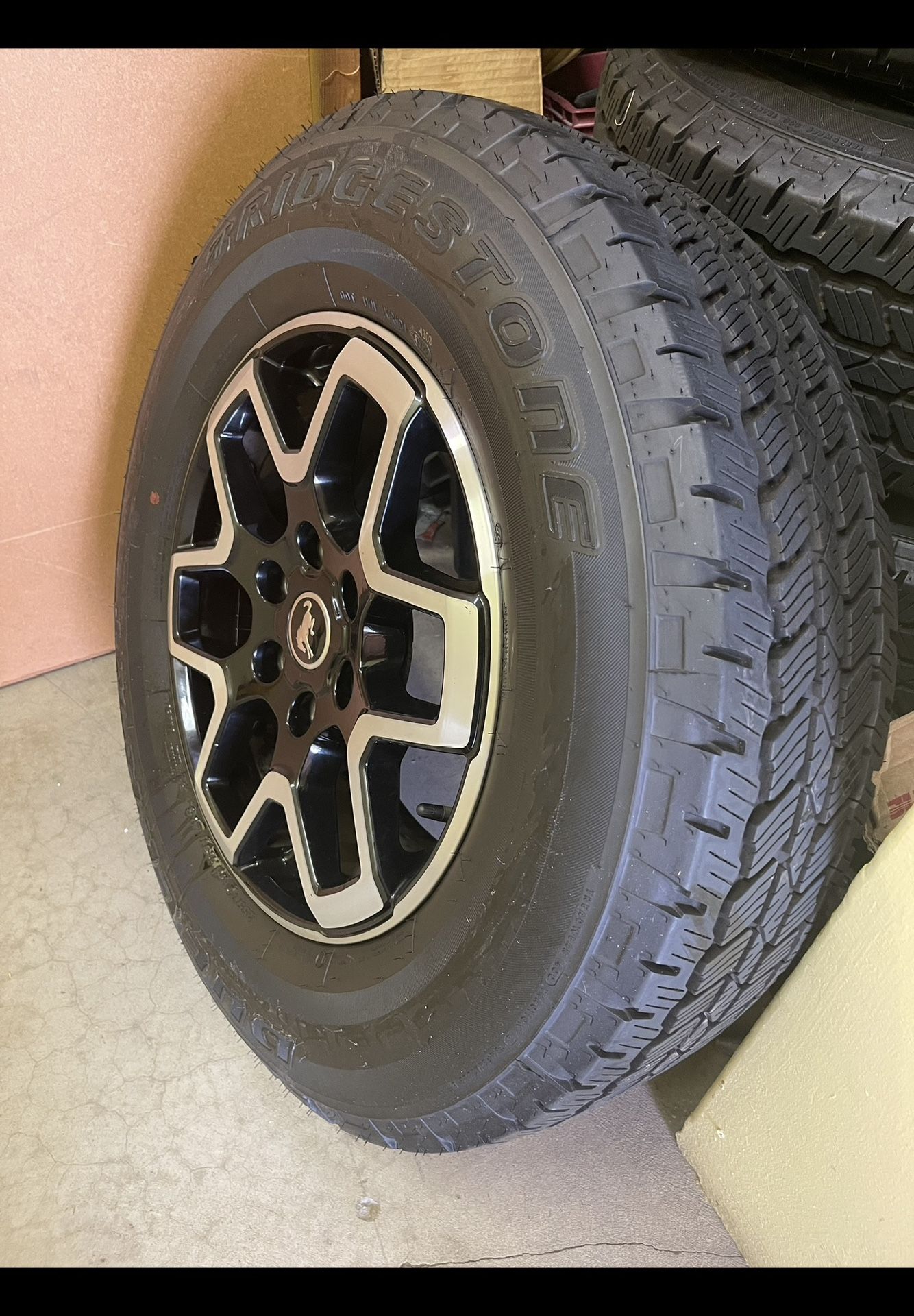 2023 Ford Bronco 5 Wheels And Tires Also Bumpers And Grill