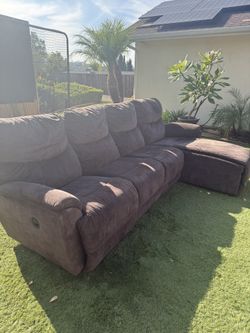 La-Z-Boy Reclining Sectional Couch