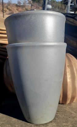 Ceramic pots