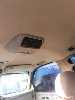 GMC Yukon 4x4 5.3L SLE 1500