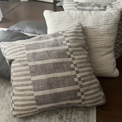 6 Decor Couch Pillows