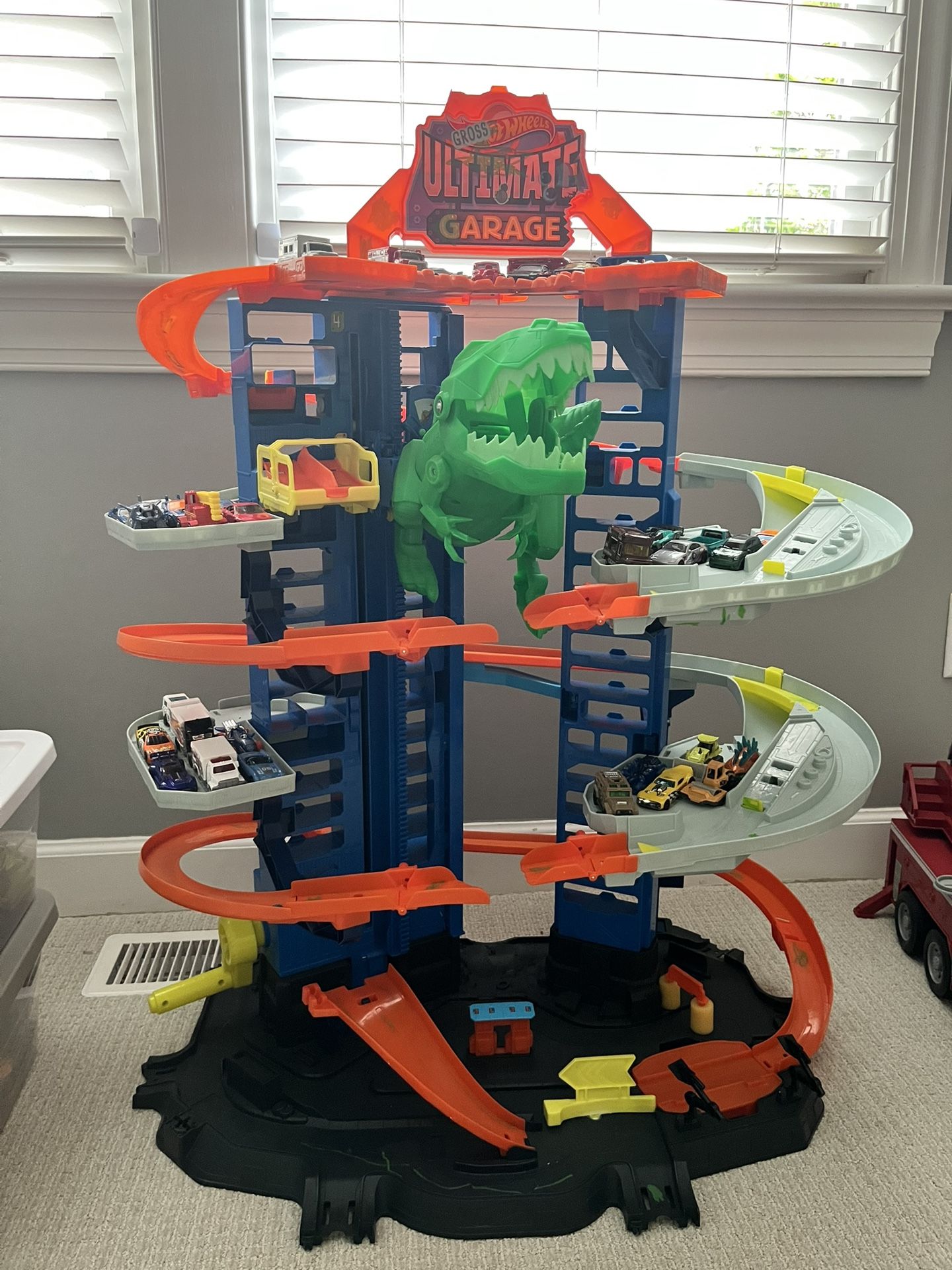 Hot Wheels Ultimate Garage
