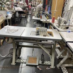 Industrial Sewing Machine OVERLOOK Pegasus
