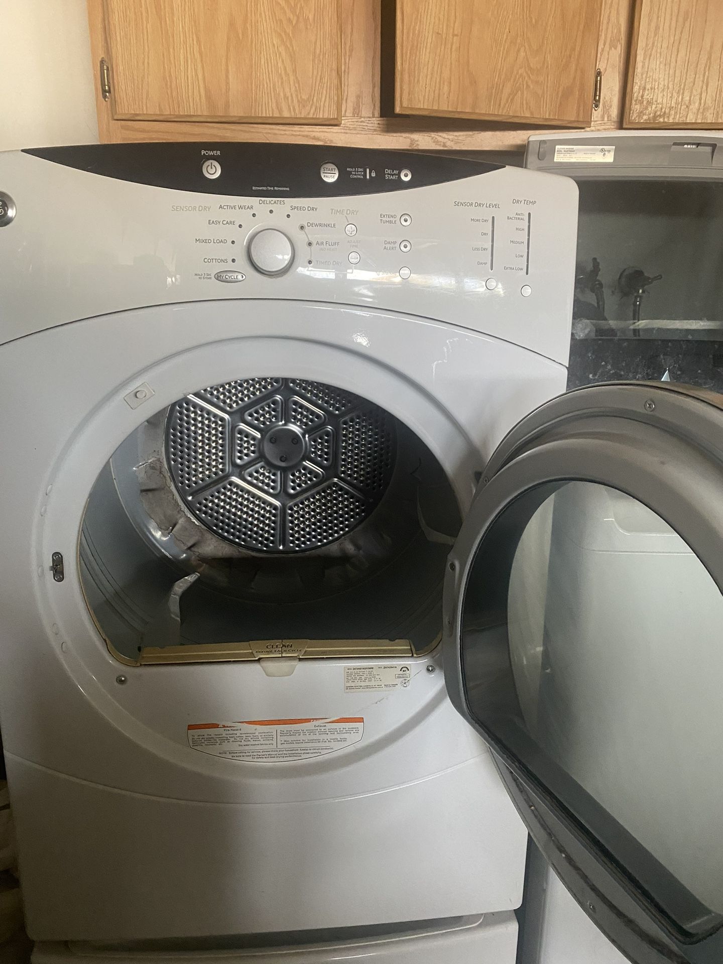 WASHER AND GAS DRYER SET