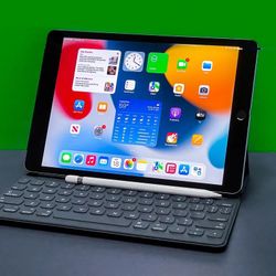 SELLING GOOD CONDITION IPAD 