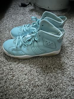 Baby Blue Jordan 6s