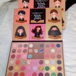 Make Up Pallets 