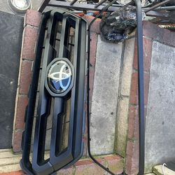 Toyota Tacoma grill