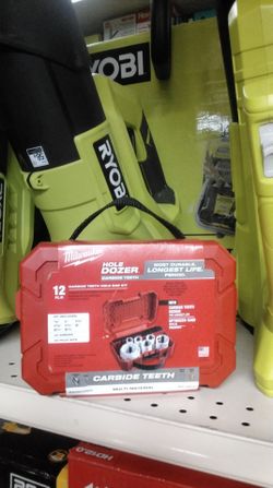 Milwaukee Hole Dozer 12-Piece Carbide Teeth Hole Saw Kit