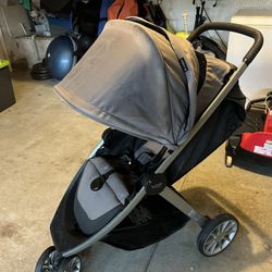 2 Strollers Britax And Chicco
