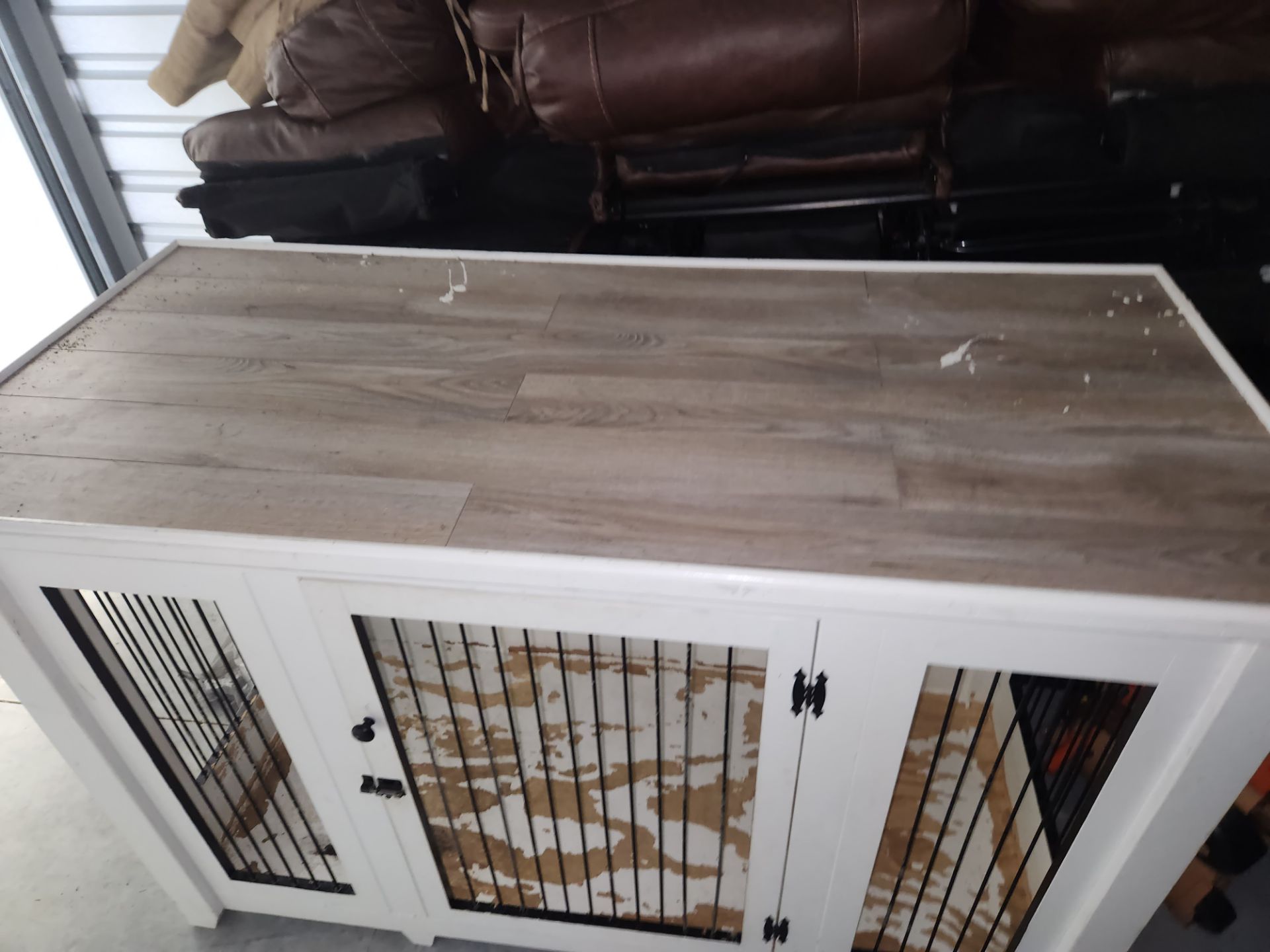 Dog crate