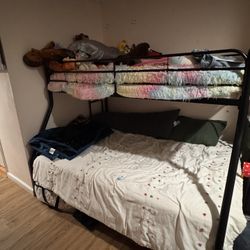 Bunk bed