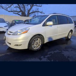 2005 Toyota Sienna 