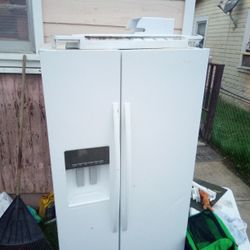 Whirlpool Refrigerator