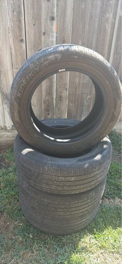 Set of 4 used tires 225/55/R17 HANKOOK