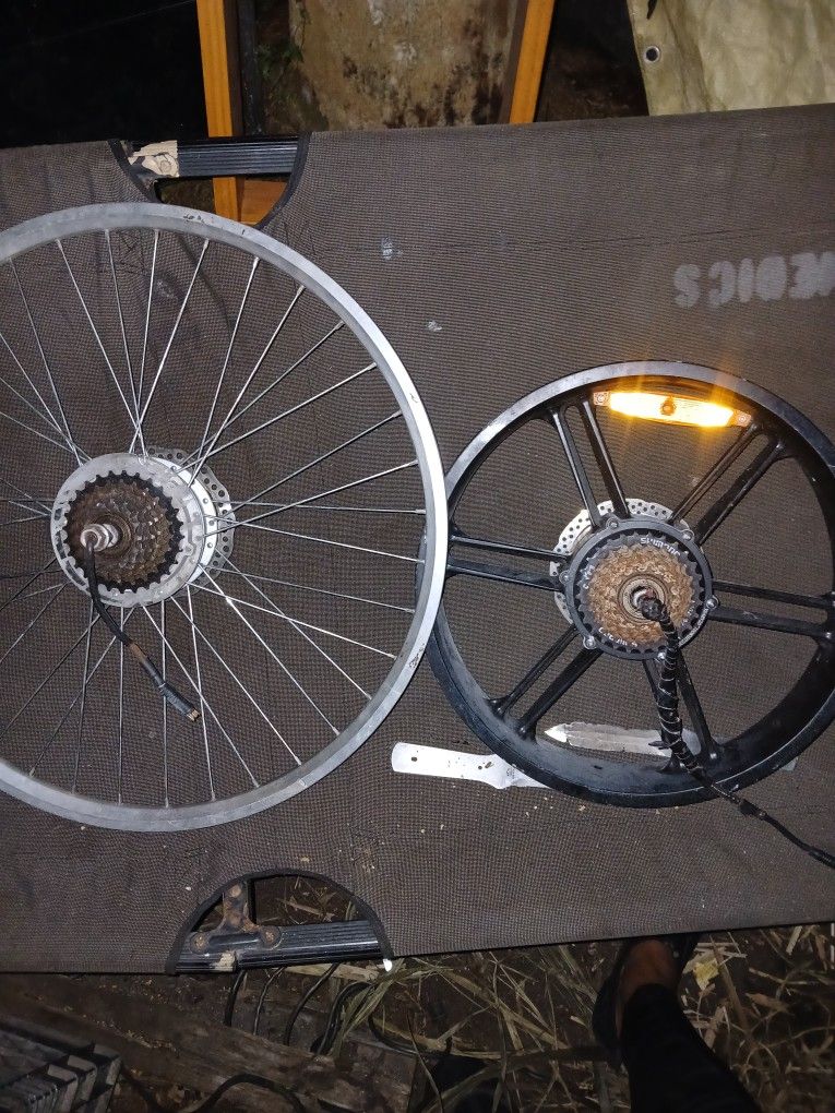Bike Hubs Dual Deal