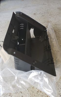 2014 Dodge Charger glove box