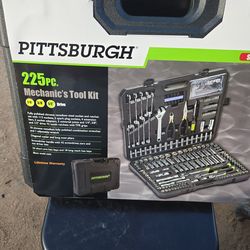 Pittsburgh Mechanics tool set