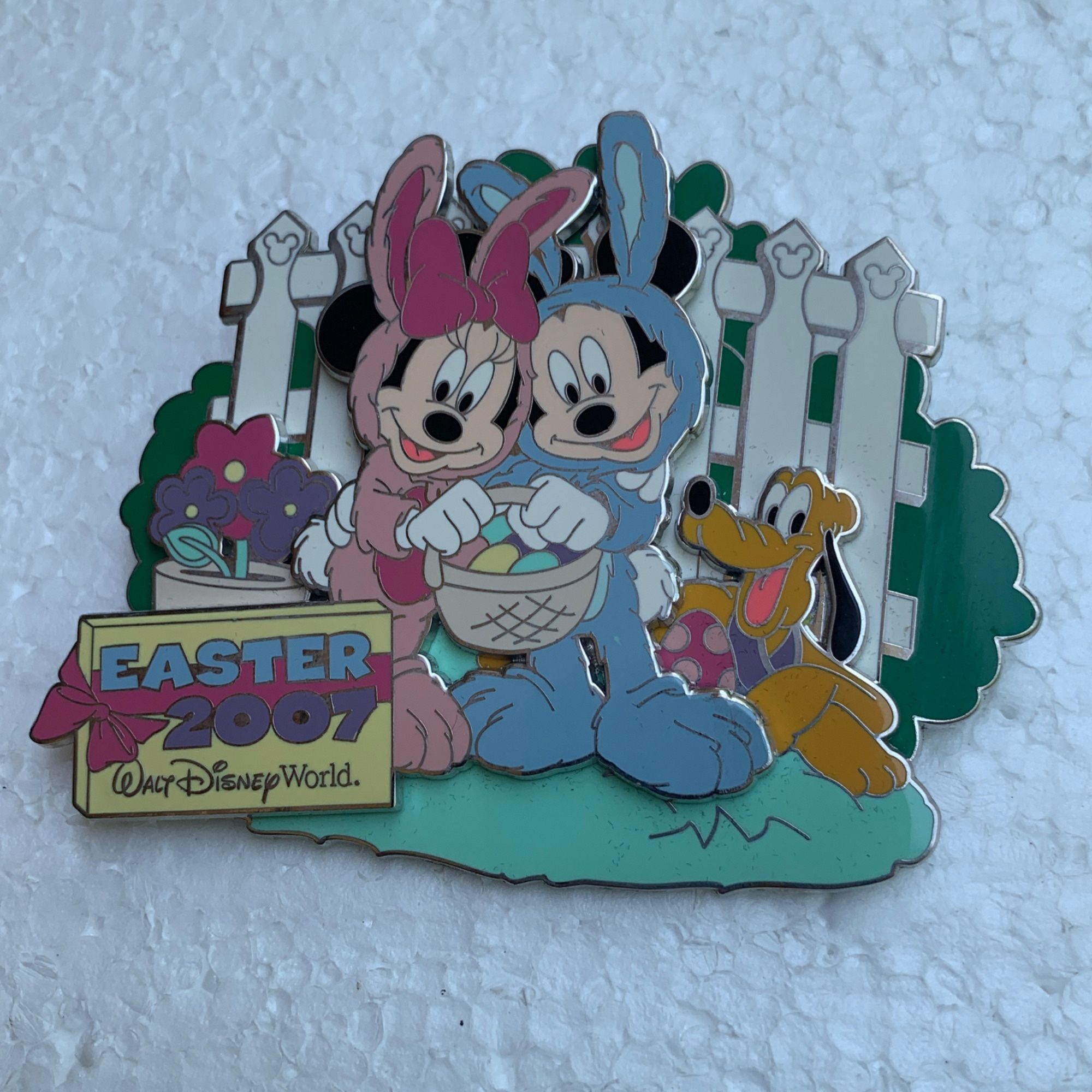 Disney JUMBO Happy Easter Mickey, Minnie & Pluto...