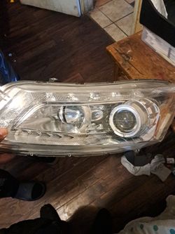 Right Side Head Light
