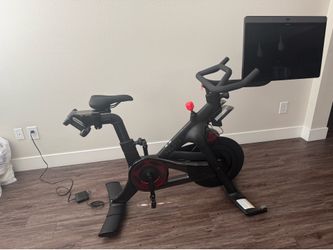 Peloton Bike plus