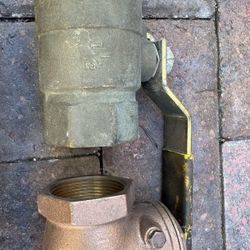 1-1/2 in. FIP x 1-1/2 in. FIP Full Port Lead Free Brass Ball Valve And Check Valve 