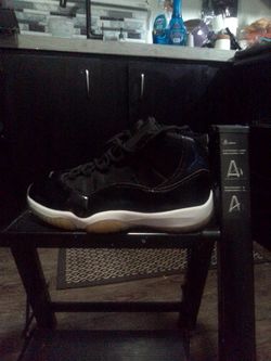 Space jam size 9 1/2 replicas(not real)