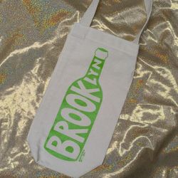 Wine Bag  BROOKLYN -NEW with tag