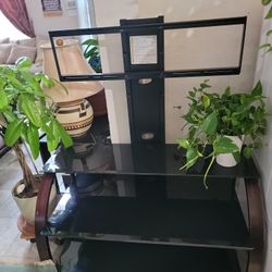 3 Tires Glass TV Table