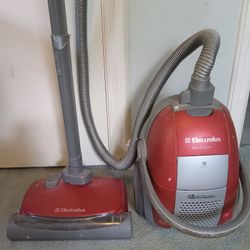 Electrolux working Vacuum 