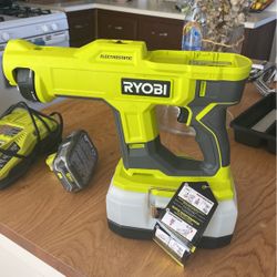 RYOBI ONE+ 18V Cordless Handheld Electrostatic Sprayer Kit with (2) 2.0 Ah Batteries and Charger