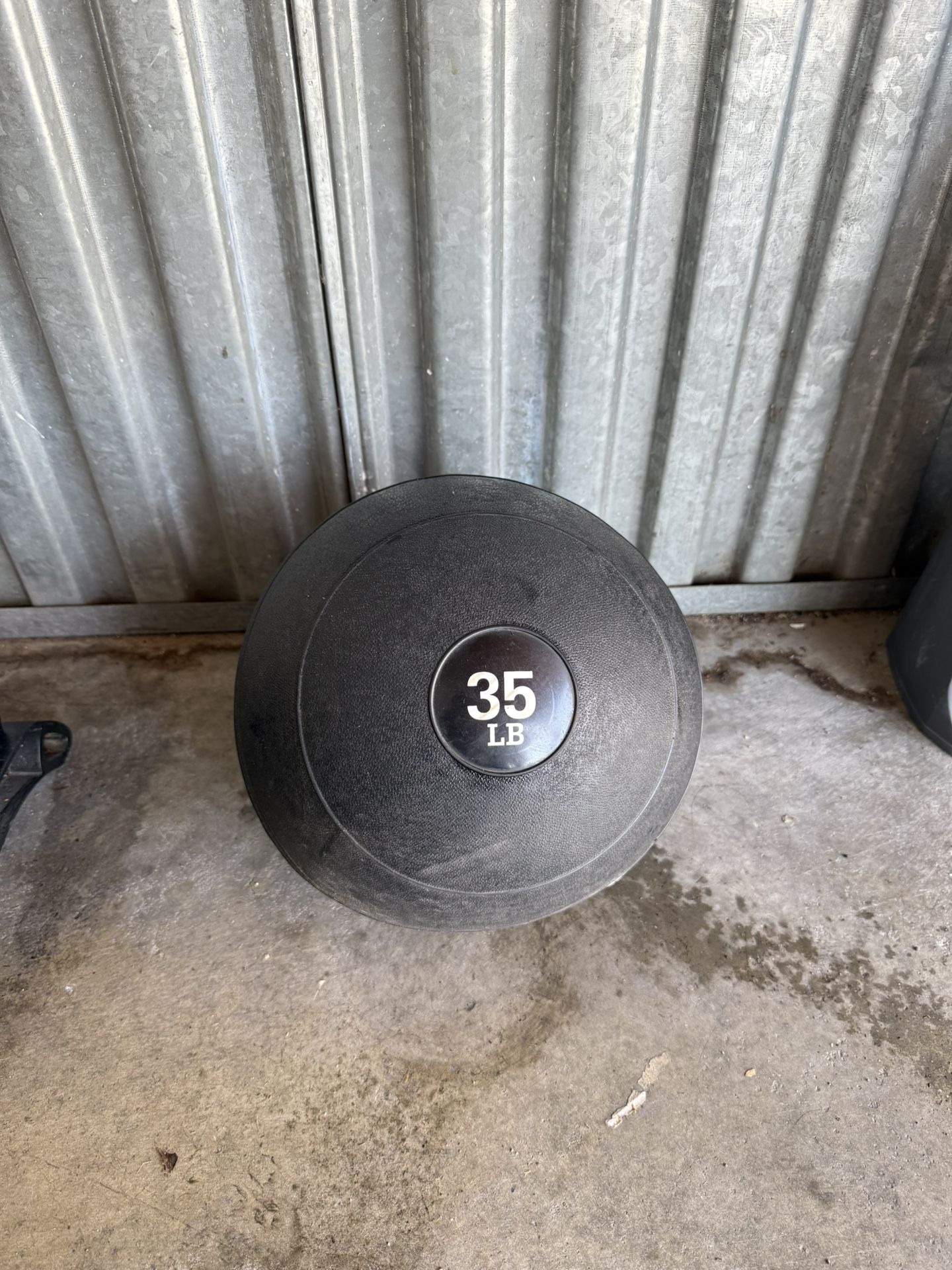 35lb Medicine Ball By Titian