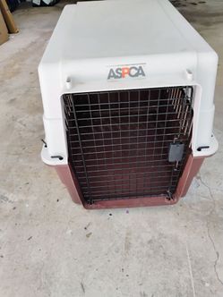 Medium size dog crate